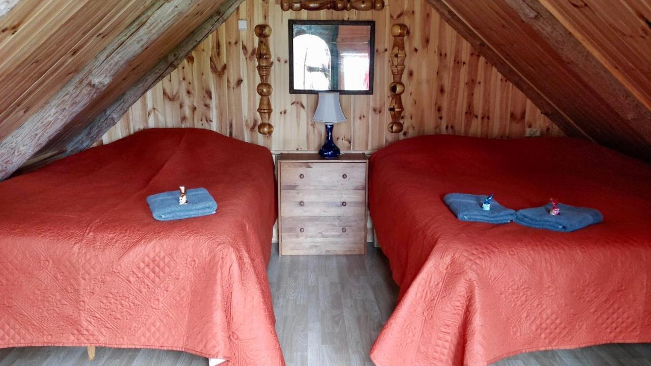 Suurekivi Kuelalistemaja Hotell Reigi Eksteriør bilde